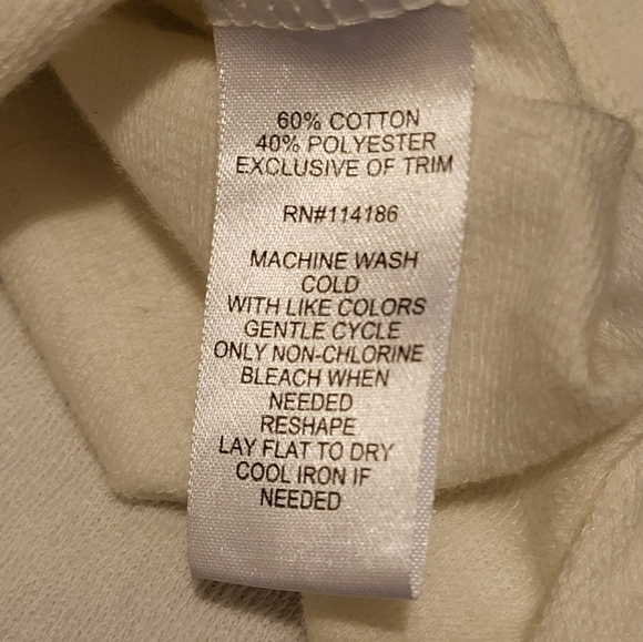 89th and Madison long sleeve shirt, be brave, be strong, be kind, Size Large - Picture 4 of 8